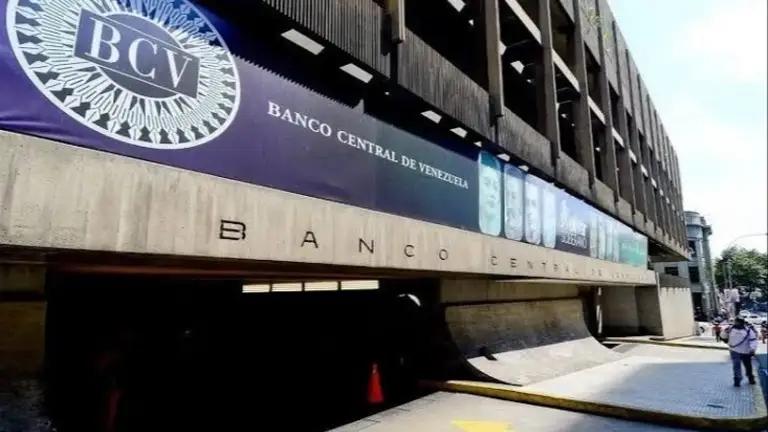 BCV Aumenta ligeramente las tasas: Dólar y Euro oficiales para el 5 de Noviembre