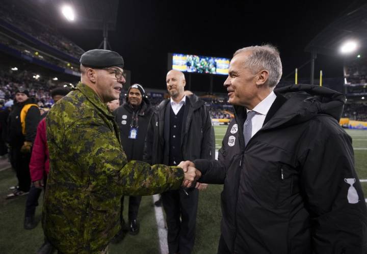 Prime Minister Mark Carney met with cheers and boos at 112th Grey Cup game
