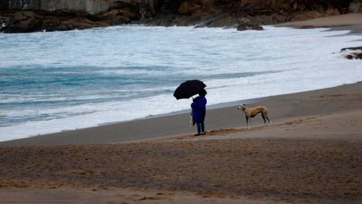 Tormenta "Claudia" deja tres muertos y decenas de heridos en Portugal
