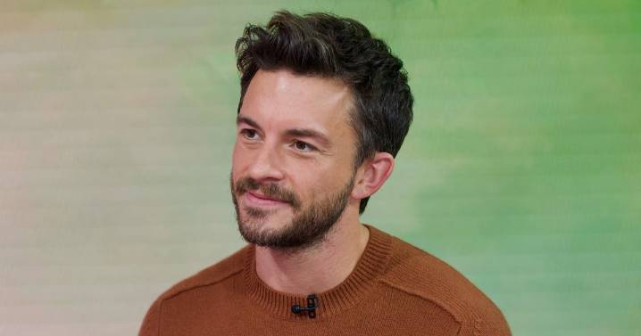 Jonathan Bailey Talks 'Wicked: For Good,' Love of LEGOs, More