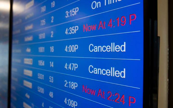 La reducción del tráfico aéreo por el cierre del Gobierno en EEUU podría llegar al 20 %