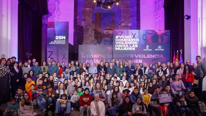 Castilla-La Mancha reconoce el trabajo por la igualdad de cinco centros educativos y cinco empresas