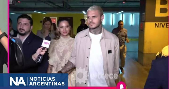 Mauro Icardi estaba con su celular en la conferencia de prensa de la China Suárez