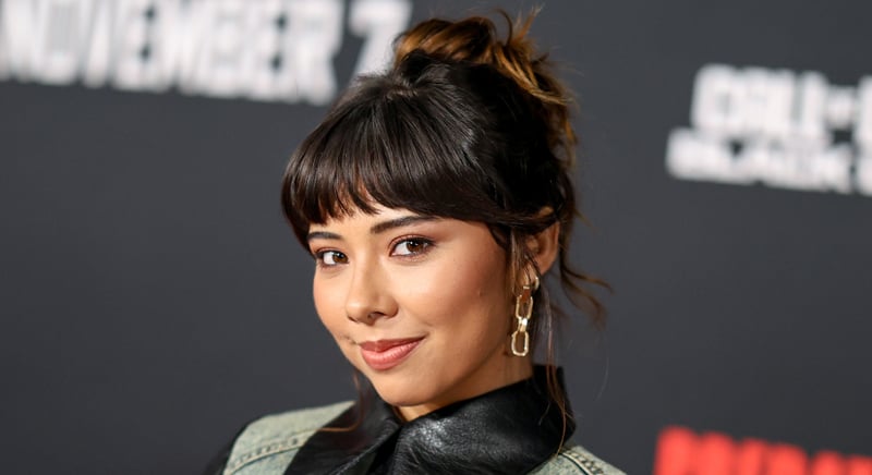 How to Pronounce Xochitl Gomez’s Name Correctly | Xochitl Gomez 