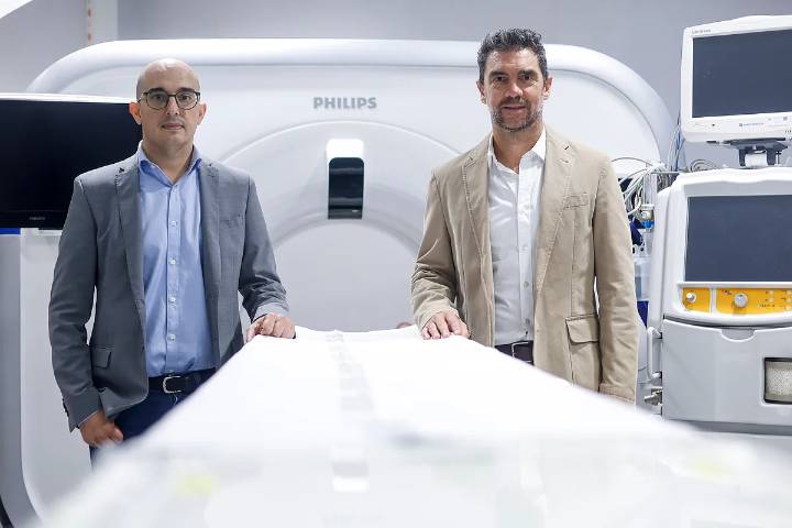 La especialidad médica desconocida que trata hernias discales y fracturas de vértebras sin bisturí: "En dos horas estaba en casa, sin dolor y con el brazo otra vez en movimiento"