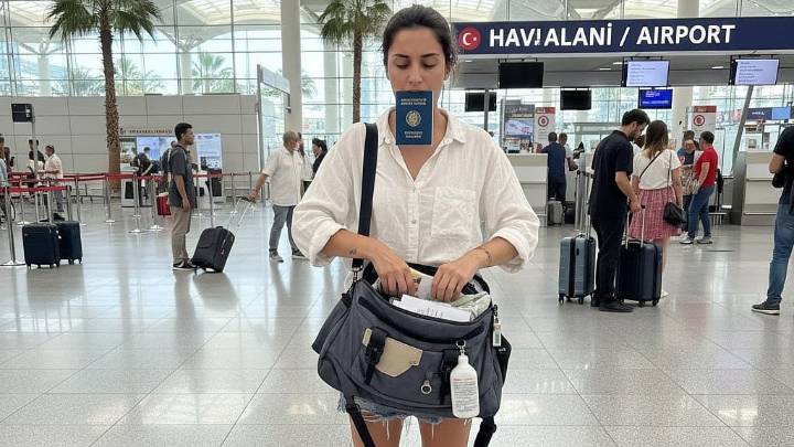 Russian Woman Denied Entry To Turkey; Here's What She Did To Anger The Airport Staff