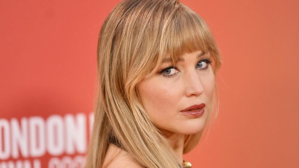 Jennifer Lawrence Says Male Directors Can Over