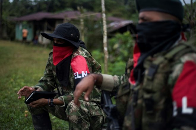 La guerrilla colombiana del ELN acusa a EE.UU. de "agredir" a América Latina