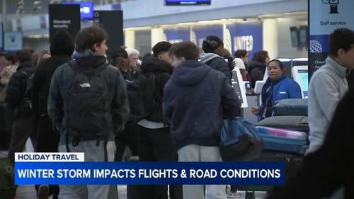 Hundreds of flights canceled in Chicago after winter storm at O'Hare airport and Midway