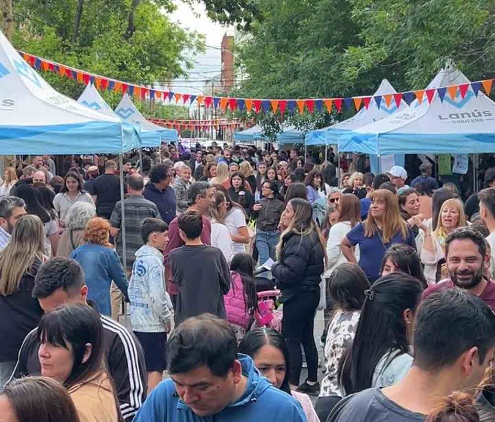 El Colegio Armenio Jrimian presentó EXTEAR, una muestra de cultura armenia que reunió a toda su comunidad educativa