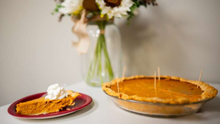Greater Akron's options for Thanksgiving pies, pumpkin rolls, more 🥧