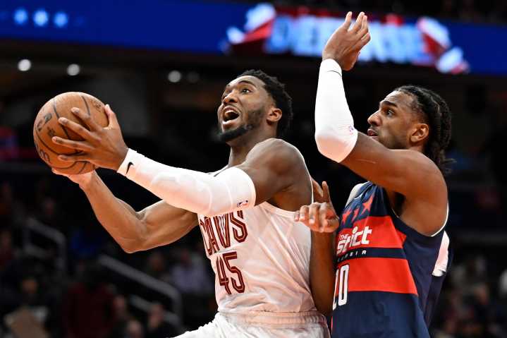 Cavaliers rout Wizards 148-114 to improve to 1