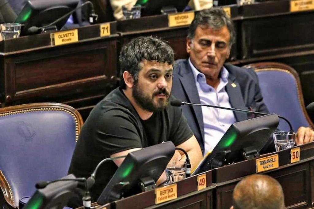 Referente de La Cámpora negó la pelea con Kicillof: “Hay una mesa de trabajo desde hace 15 días”