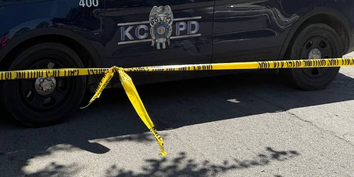 Kansas City Police Department confirms child shot at apartment complex