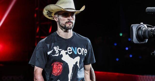 Calgary bantamweight Jake Peacock faces veteran Thai fighter in Tokyo Muay Thai bout