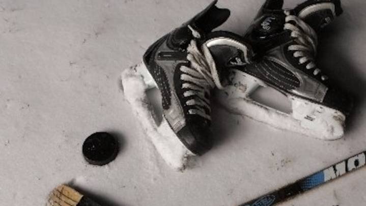 Sebastian Speraw, offensive explosion helps Cedar Crest hockey defeat West Shore