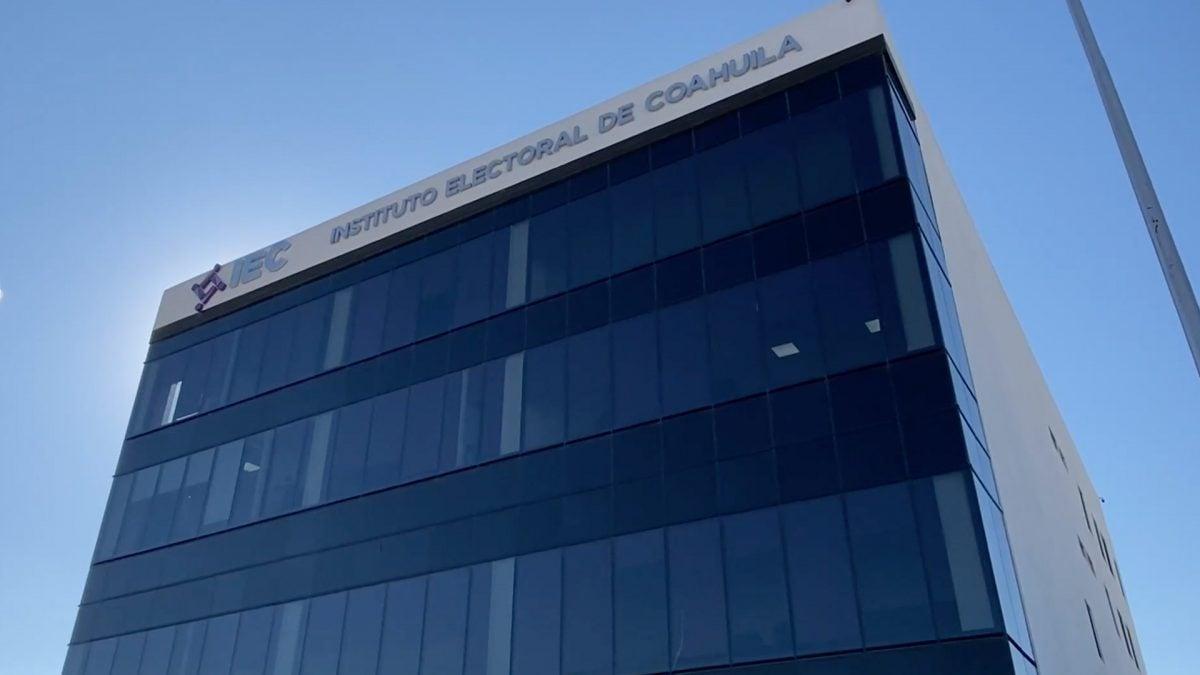 Deja INE acéfalo al IEC; designan consejerías y ponen pendiente presidencia