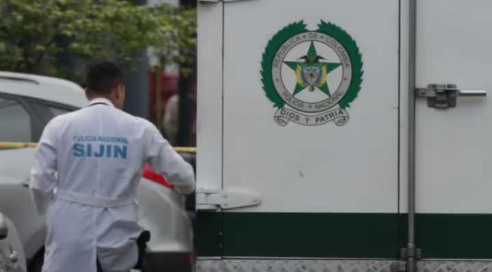 Sicarios asesinan a joven de 23 años frente a su madre