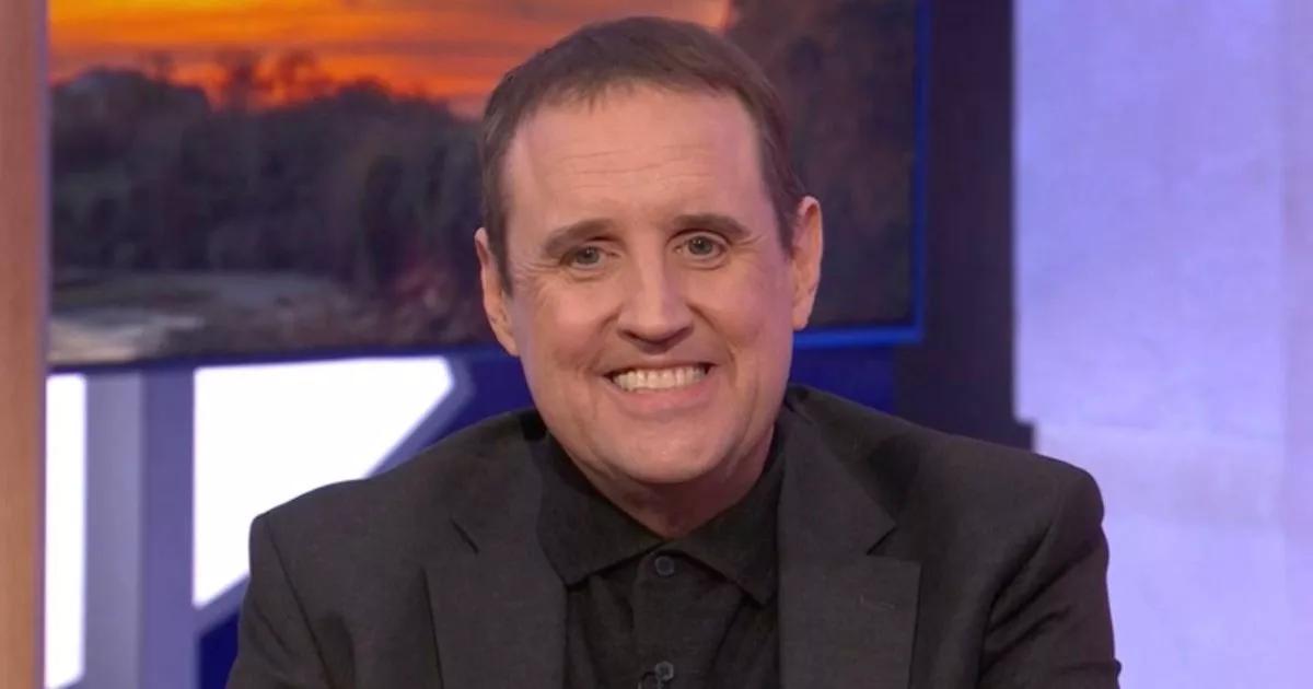 Peter Kay makes ultra rare TV appearance to make jaw
