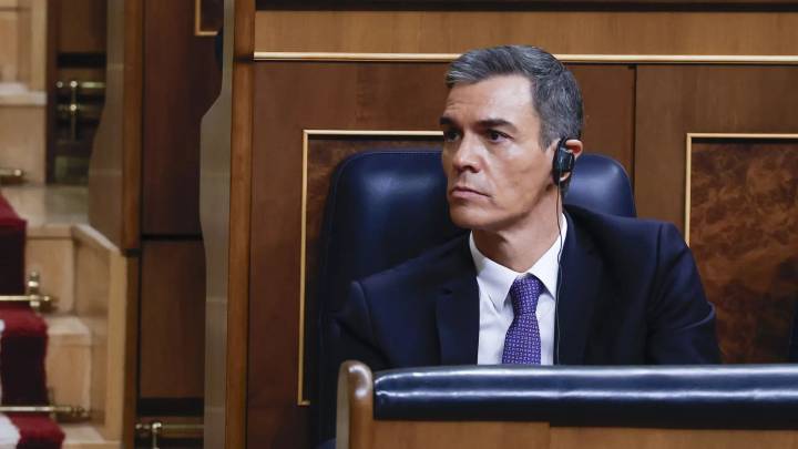 El PSOE hace piña con la izquierda y el PNV para presionar a Junts para que apruebe la restricción del alquiler temporal