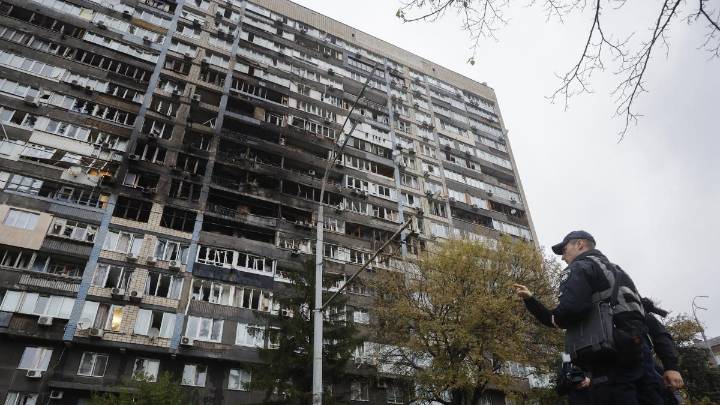 Rusia bombardea de nuevo Kyiv en un ataque masivo que deja cinco muertos