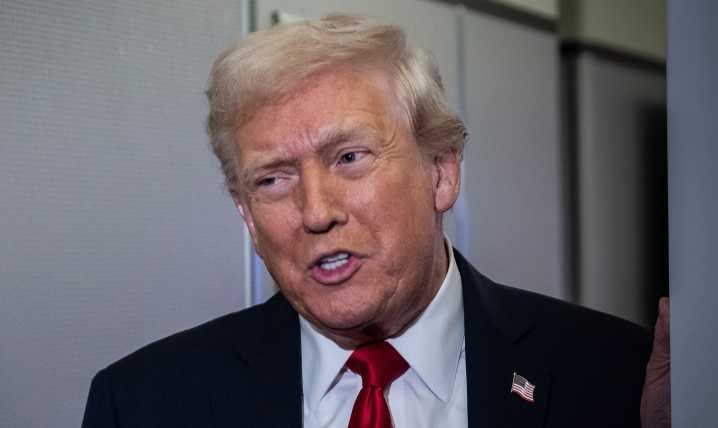 Trump admin live updates: Trump rump says Venezuelan airspace should be 'closed'