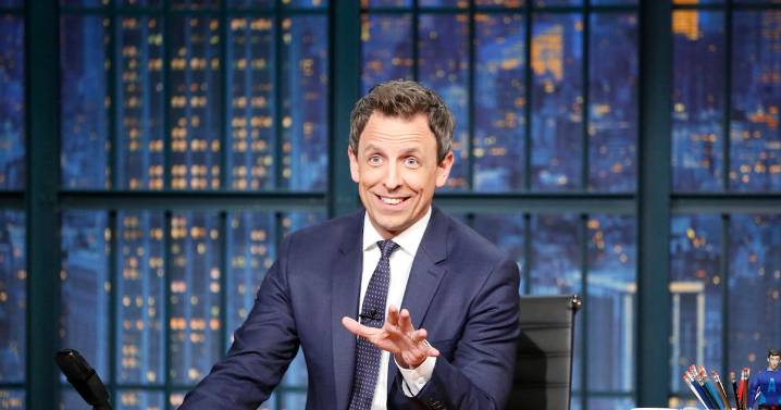 Trump exige a NBC que despida al presentador Seth Meyers por bromear sobre sus vínculos con Epstein