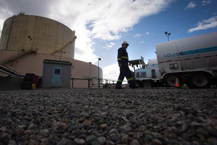 Federal budget 2025: Ottawa plans to scale back ‘greenwashing’ rules, but companies say it’s not enough