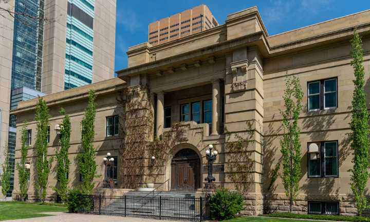 Alberta Court of Appeal confirms excusable delay in wrongful dismissal case