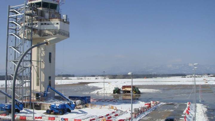 Aena refuerza su Plan Invierno con 2,3 millones para blindar 21 aeropuertos ante hielo y nieve