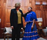 Maru Campos destaca talento y perseverancia de deportistas chihuahuenses