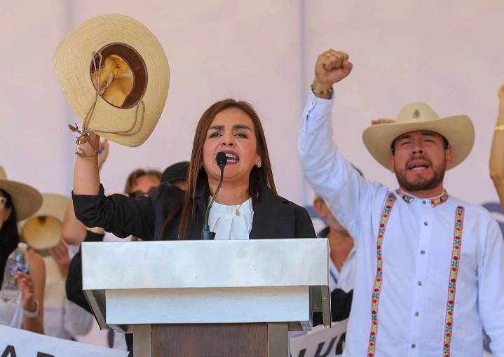 Sheinbaum pide respeto para Grecia Quiroz, alcaldesa de Uruapan y viuda de Manzo