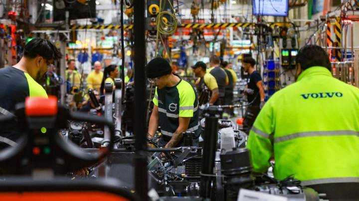 La patronal europea del motor aprieta a Bruselas: "El veto a la combustión en 2035 es inviable"