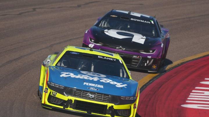 Ryan Blaney wins NASCAR Cup Series finale at Phoenix after missing Championship 4