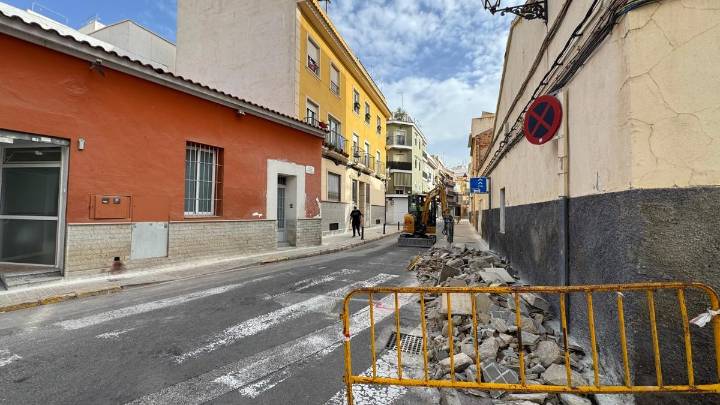 Con esta calle acaba la modernización (por ahora) de un barrio de Elche
