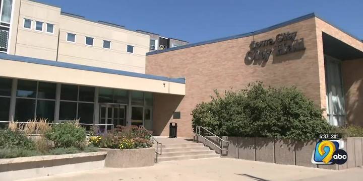 Incumbents sweep the Iowa City City Council races