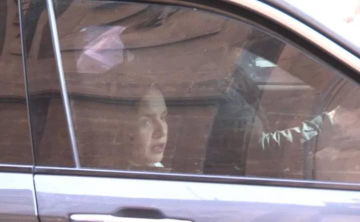 Grecia Quiroz, viuda de Carlos Manzo, llega a Palacio Nacional; se reunirá con Sheinbaum