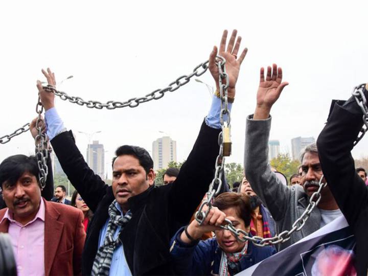 Violations against Pak journos spike by 60pc over past year