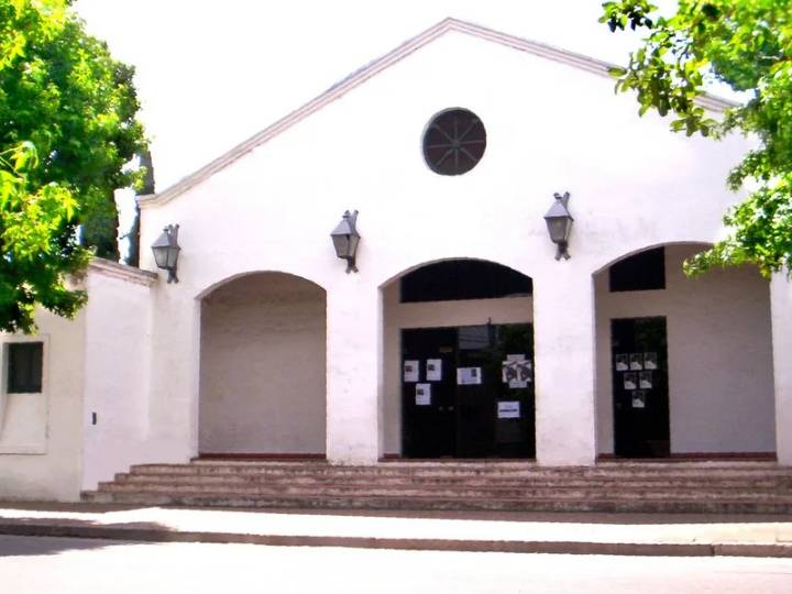 Vecinos a escena presenta «Aguante don Peralta» en La Ranchería