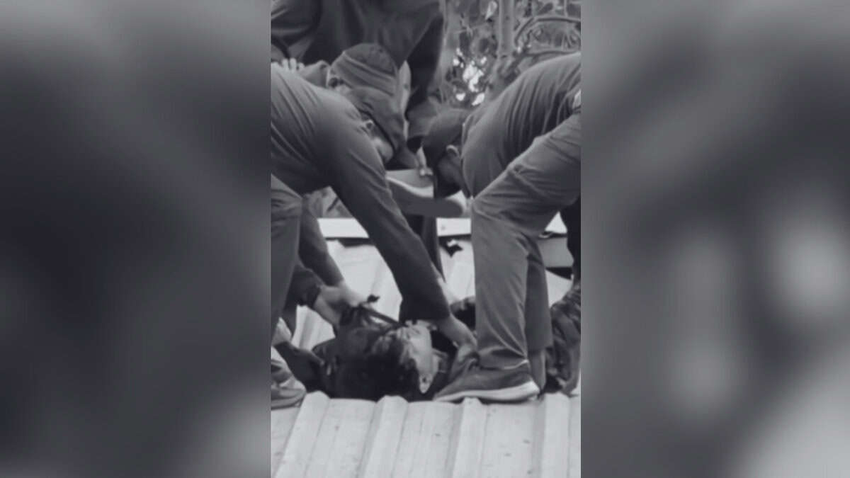 Video: Bungee jump rope snaps mid-air, man severely injured