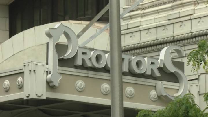 Vote passes on new Troy City Hall location