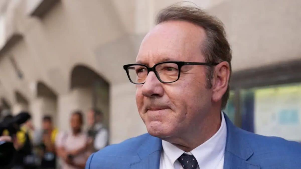 Kevin Spacey Says He Has ‘No Home’ After Sexual Assault Scandal: ‘I’m Living In Hotels’