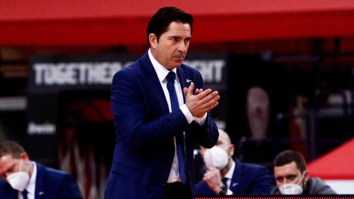 Xavi Pascual vuelve al banquillo del Barcelona hasta junio de 2028