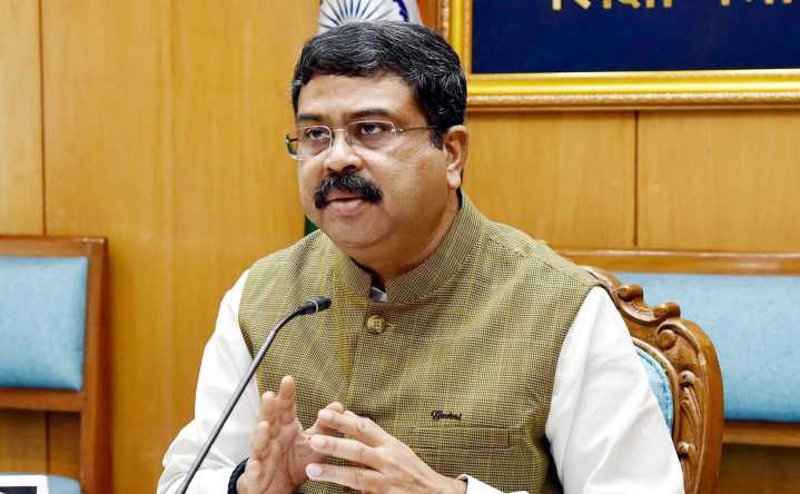 Pradhan calls for making collective singing of ‘Vande Mataram’ in all classrooms of DU a tradition