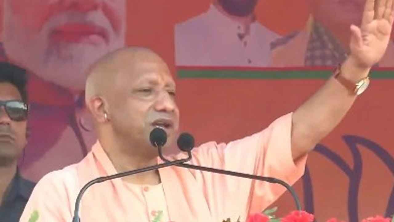 CM Yogi warns against infiltrators' threat in Bihar’s border district