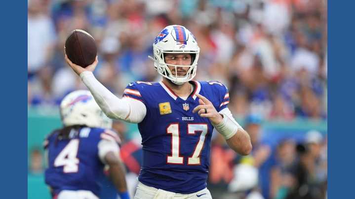 Josh Allen's turnovers costly as Bills' win streak against Dolphins ends