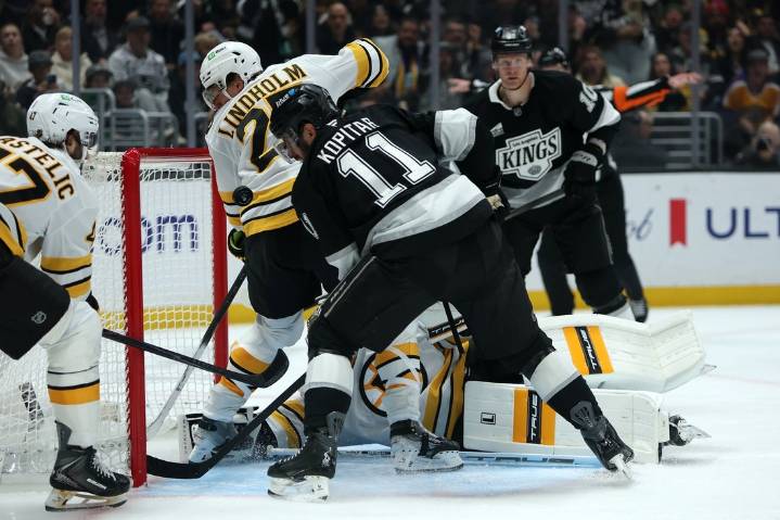 Deadspin | Morgan Geekie's 2 goals include OT winner as Bruins edge Kings