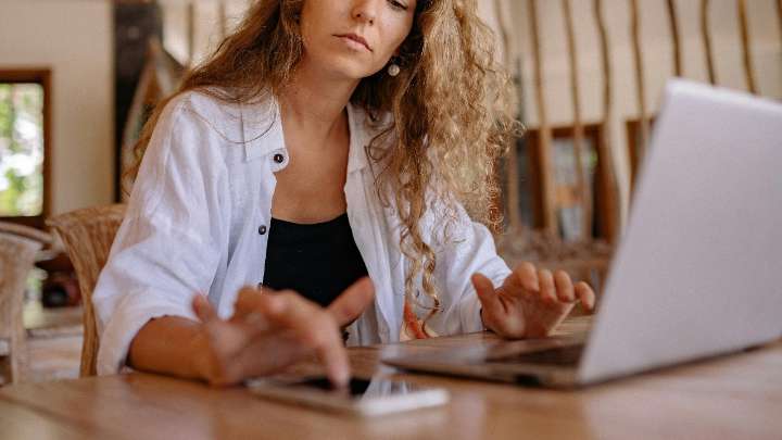 Popcorn brain is stealing your focus. Here's what you can do