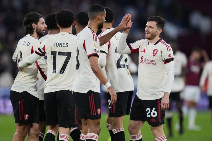 Liverpool vence al West Ham; Alexander Isak marca en Premier