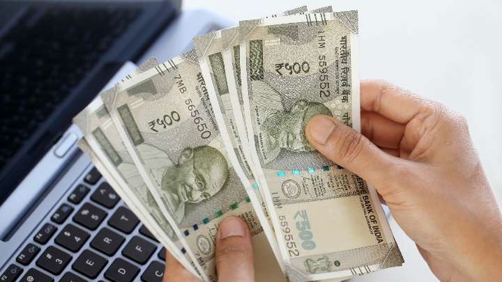 Investing Rs 5,000 every month in SIPs? This is when you can hit Rs 1 crore